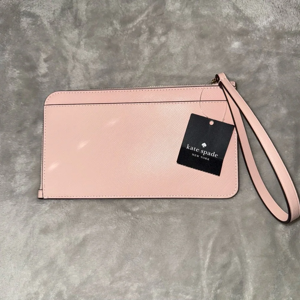 🎊 HOST PICK 🎊 NWT - Kate Spade Lucy Medium L-Zip Wristlet - Picture 3 of 5
